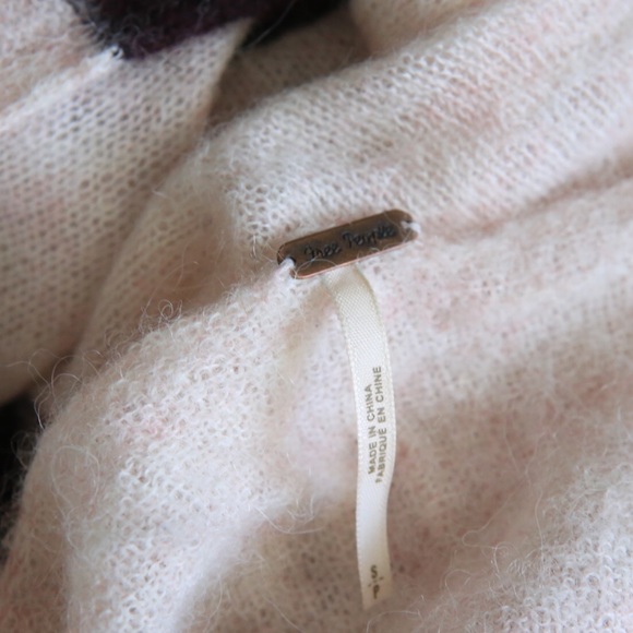 Pink striped sweater - Picture 4 of 4